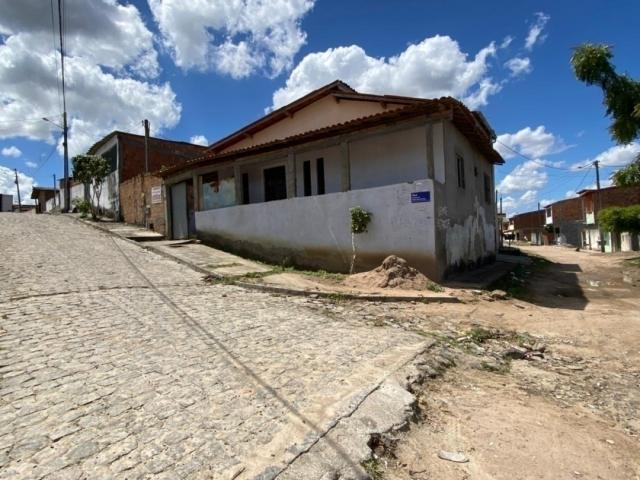 #240 - Casa para Venda em Cruz das Almas - BA